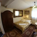 Florian Budget Rooms